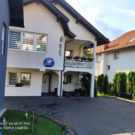 Apartments Airport Inn Dubrave Gornje ภายนอก รูปภาพ