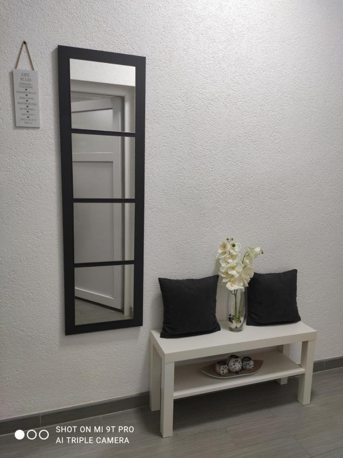 Apartments Airport Inn Dubrave Gornje ภายนอก รูปภาพ