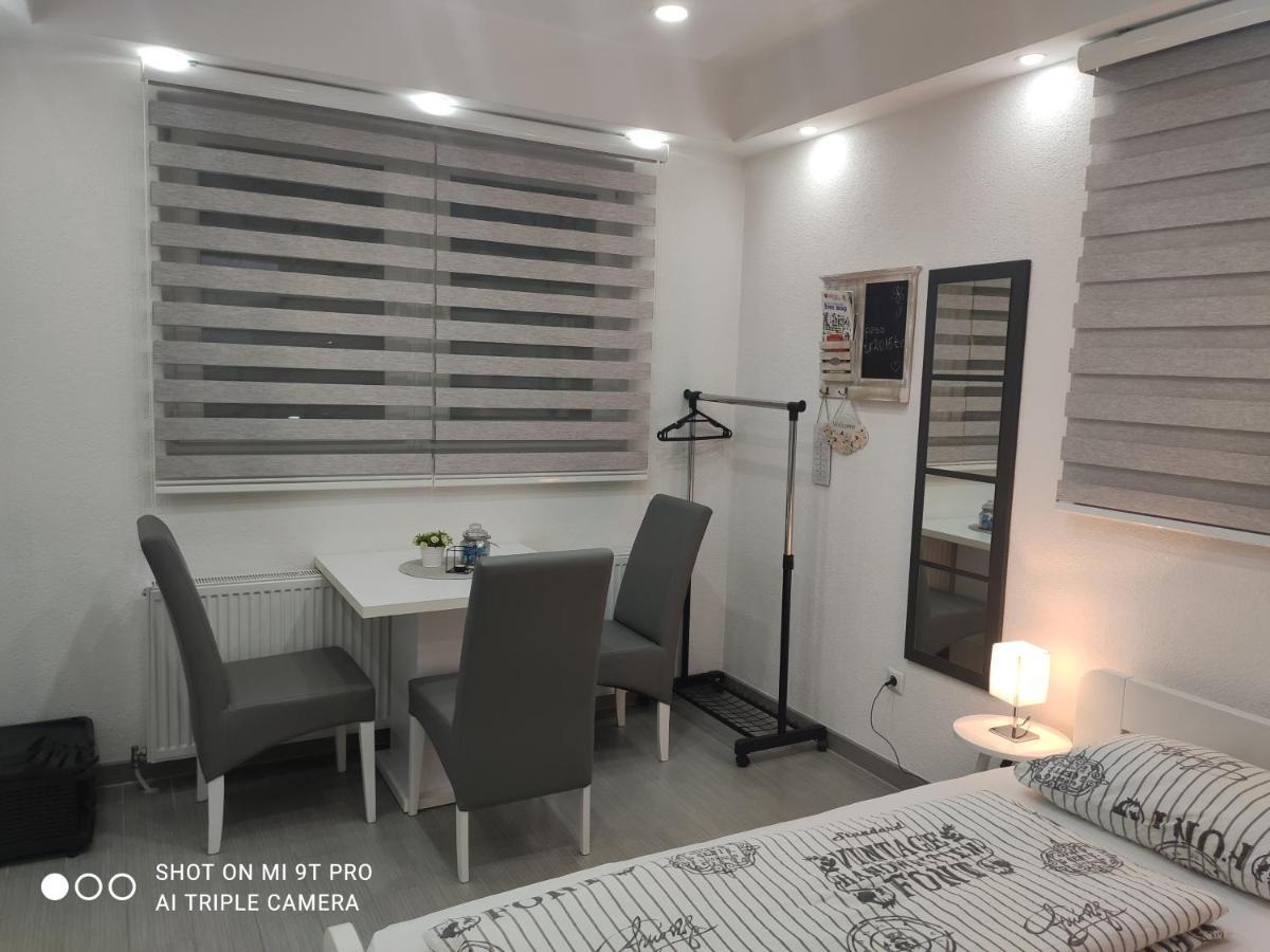 Apartments Airport Inn Dubrave Gornje ภายนอก รูปภาพ